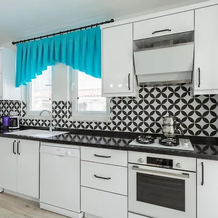 Willa Portakal Blossom